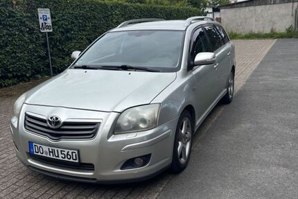 Toyota Avensis 370.000 km 2.750 &euro; Dortmund 44263