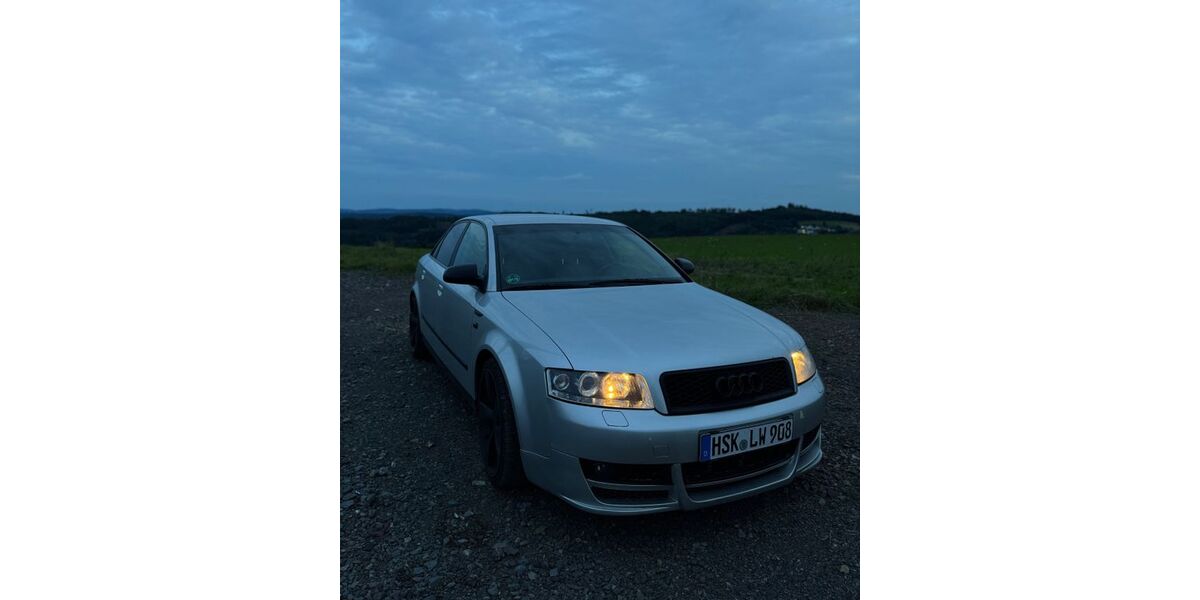 Audi A4 222.000 km 2.400 &euro; Sundern 59846