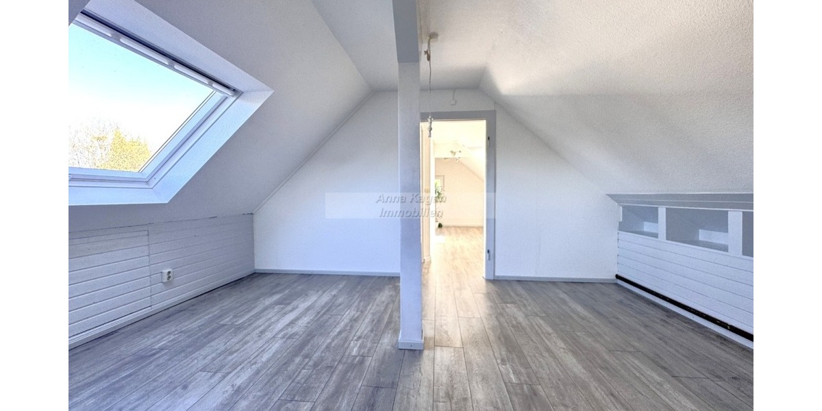 Ruhige Sackgassenlage und viel Grundstück – Haus in Dortmund Lichtendorf - Zweifamilienhaus Dortmund Lichtendorf | Angebot:26954694