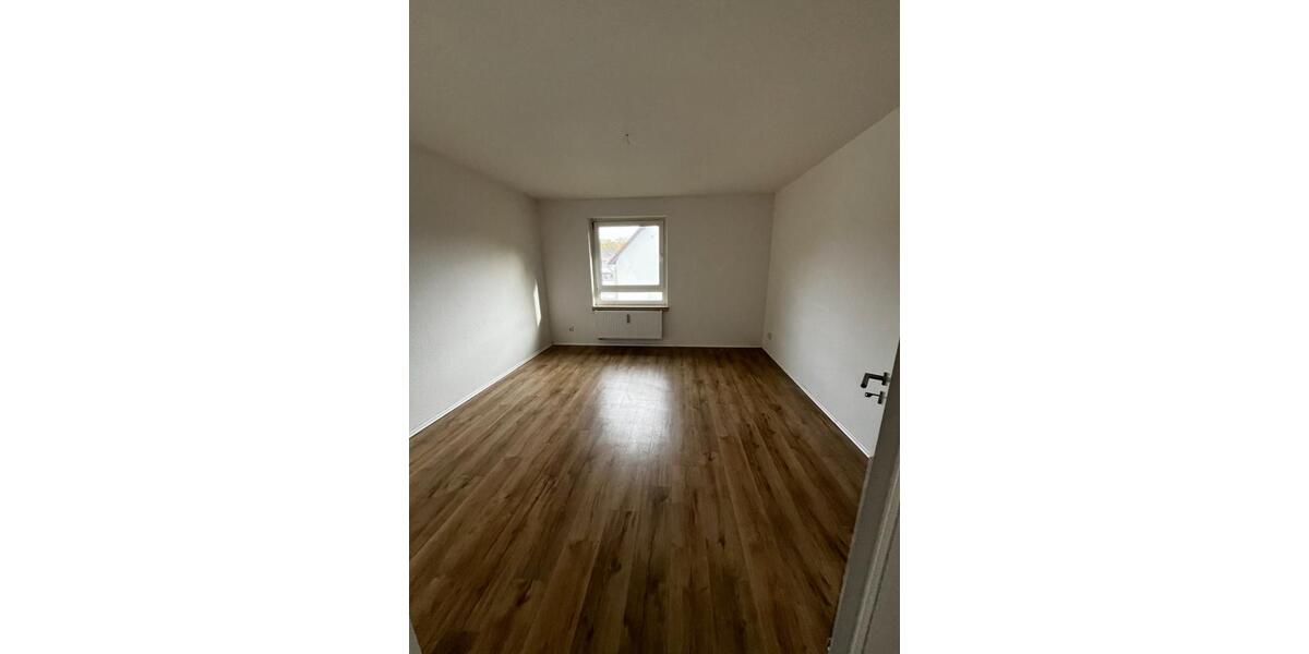 Etagenwohnung Plettenberg - 3.5 Zimmer, 88 m&sup2;, 572&euro; | Angebot:22909213