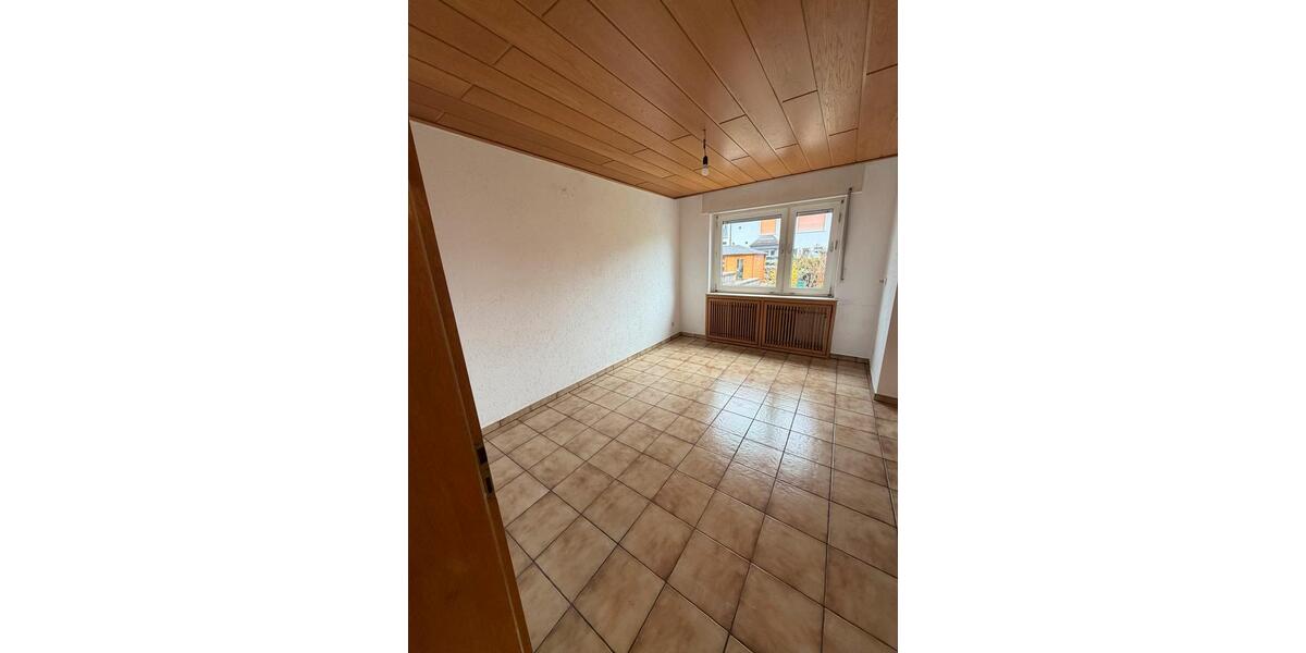 Doppelhaushälfte Bergkamen - 5.5 Zimmer, 94 m&sup2;, 1.090&euro; | Angebot:25982312