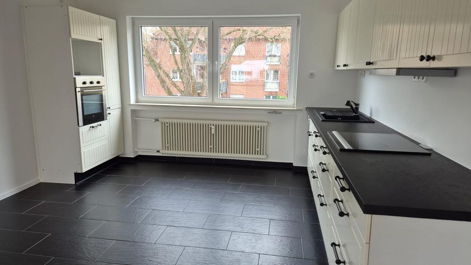 Etagenwohnung Dortmund Brackel - 3 Zimmer, 83 m&sup2;, 830&euro; | Angebot:26023926