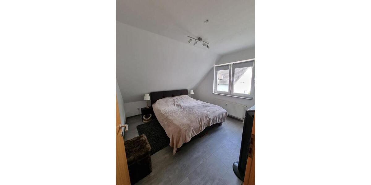 4 Zi. Küche, Bad, Flur, G.Bad, Diele. 132 - 4- Plettenberg Eschen | Angebot:27091773