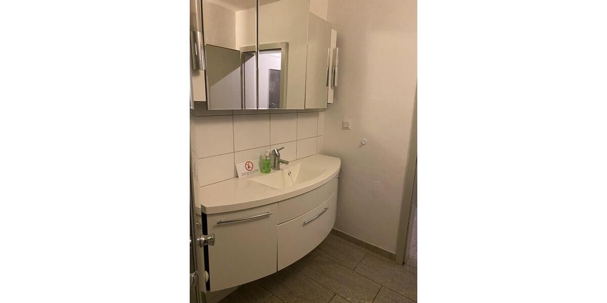 Etagenwohnung Sundern (Sauerland) - 1 Zimmer, 70 m&sup2;, 680&euro; | Angebot:25612720