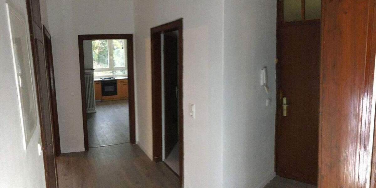 Etagenwohnung Witten Mitte - 3 Zimmer, 90 m&sup2;, 790&euro; | Angebot:25716417