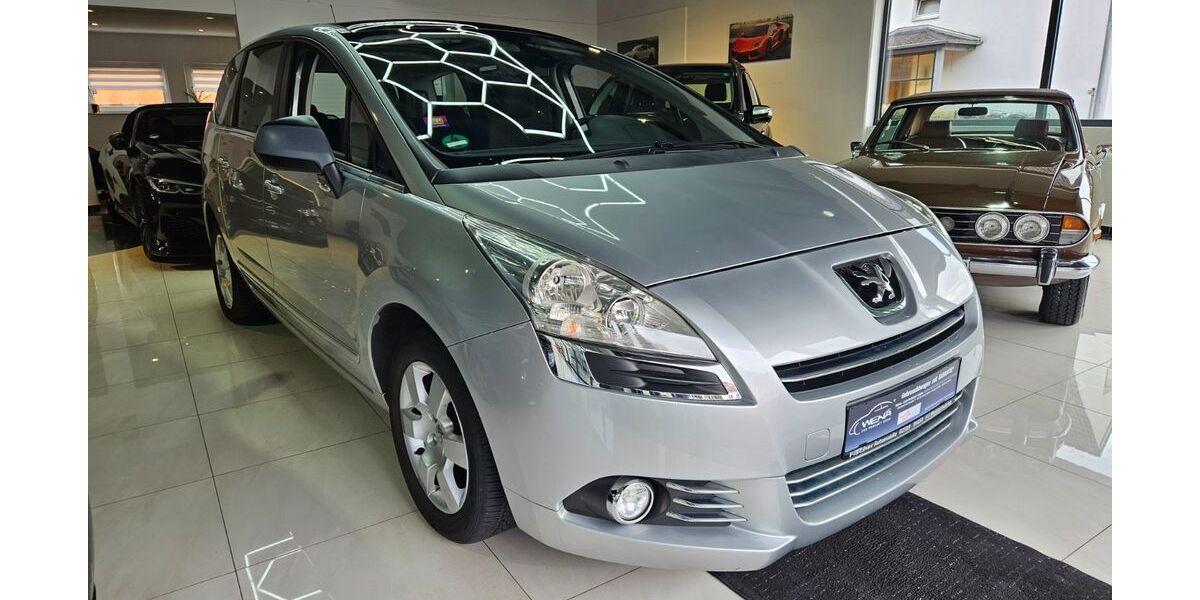 Peugeot 5008 195.086 km 2.799 &euro; Altena 58762