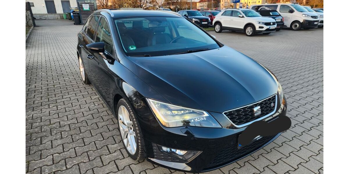 Seat Leon 112.000 km 13.700 &euro; Arnsberg 59823