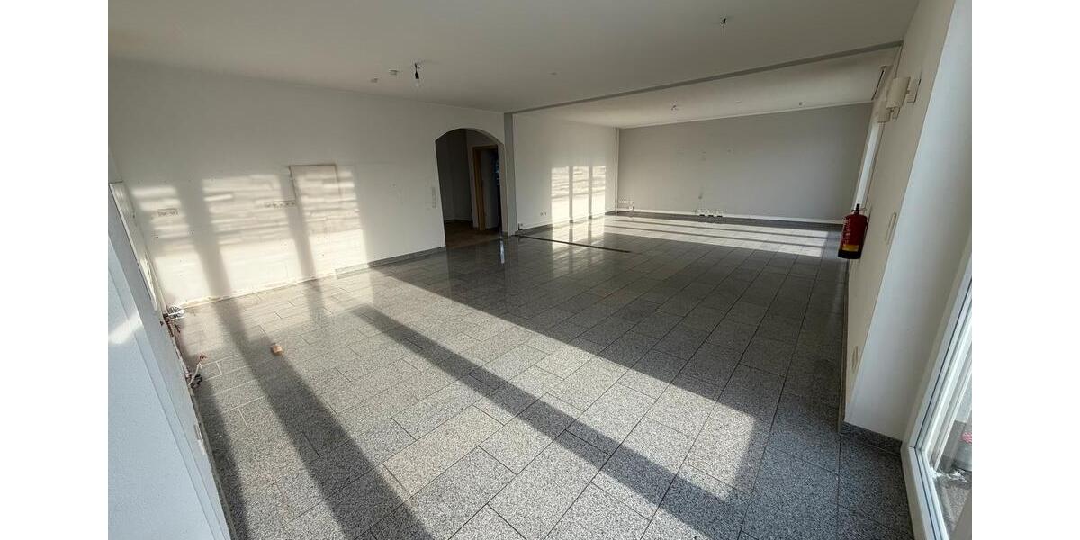 Gewerbeobjekt Holzwickede - 1.600&euro; | Angebot:24468594