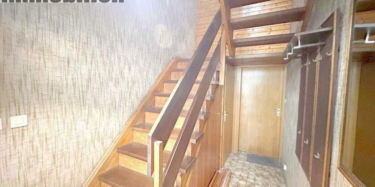 Mehrfamilienhaus, Wohnhaus Holzwickede - 7 Zimmer, 189 m&sup2;, 249.000&euro; | Angebot:25695734