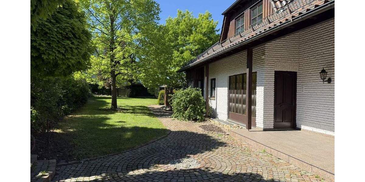 Einfamilienhaus Sundern - 1 Zimmer, 256 m&sup2;, 528.000&euro; | Angebot:25731438