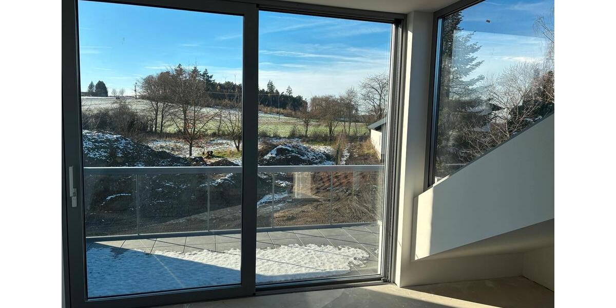 Etagenwohnung Iserlohn Sümmern - 6 Zimmer, 300 m&sup2;, 2.700&euro; | Angebot:23509064