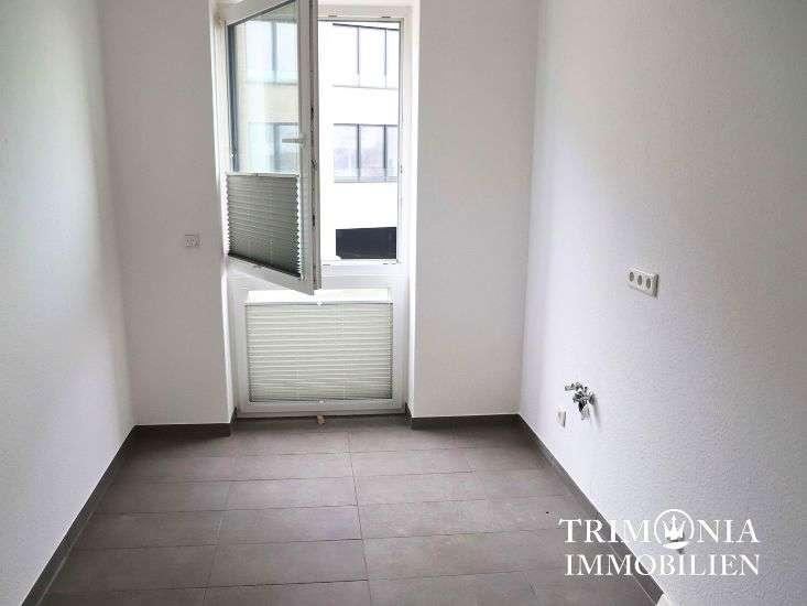 Erdgeschoßwohnung Dortmund Hörde - 2 Zimmer, 84 m&sup2;, 1.548&euro; | Angebot:24764482