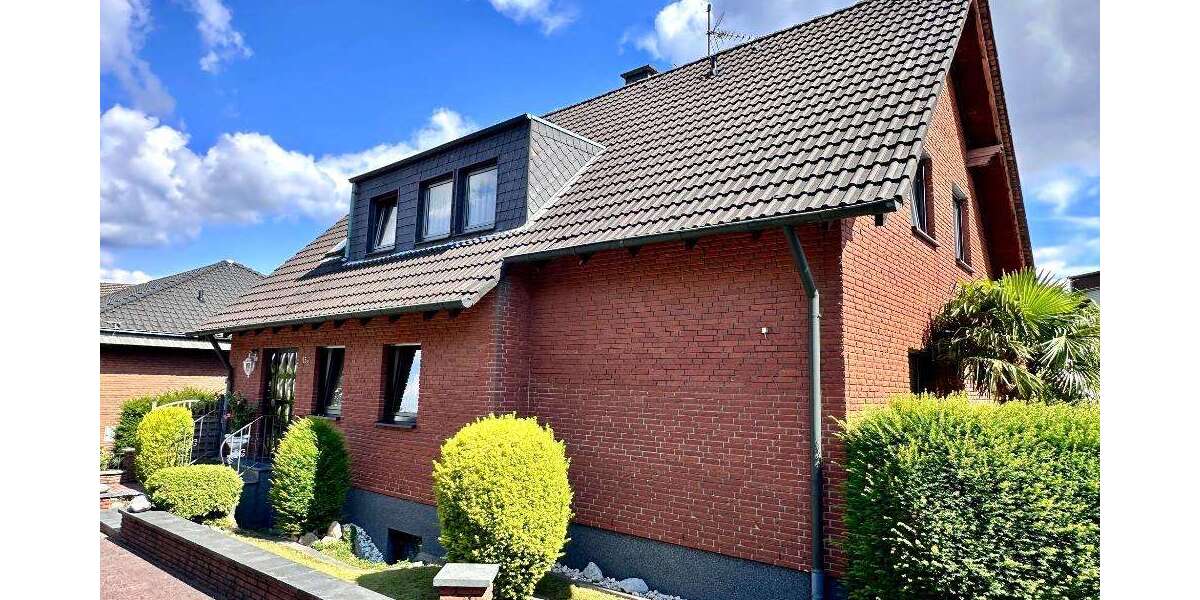 Einfamilienhaus Lünen - 7 Zimmer, 210 m&sup2;, 598.000&euro; | Angebot:25925363