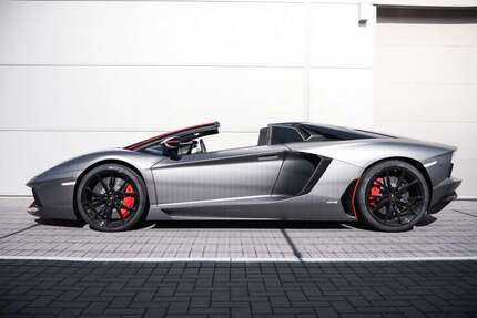 Lamborghini Aventador 12.800 km 409.900 &euro; Holzwickede 59439