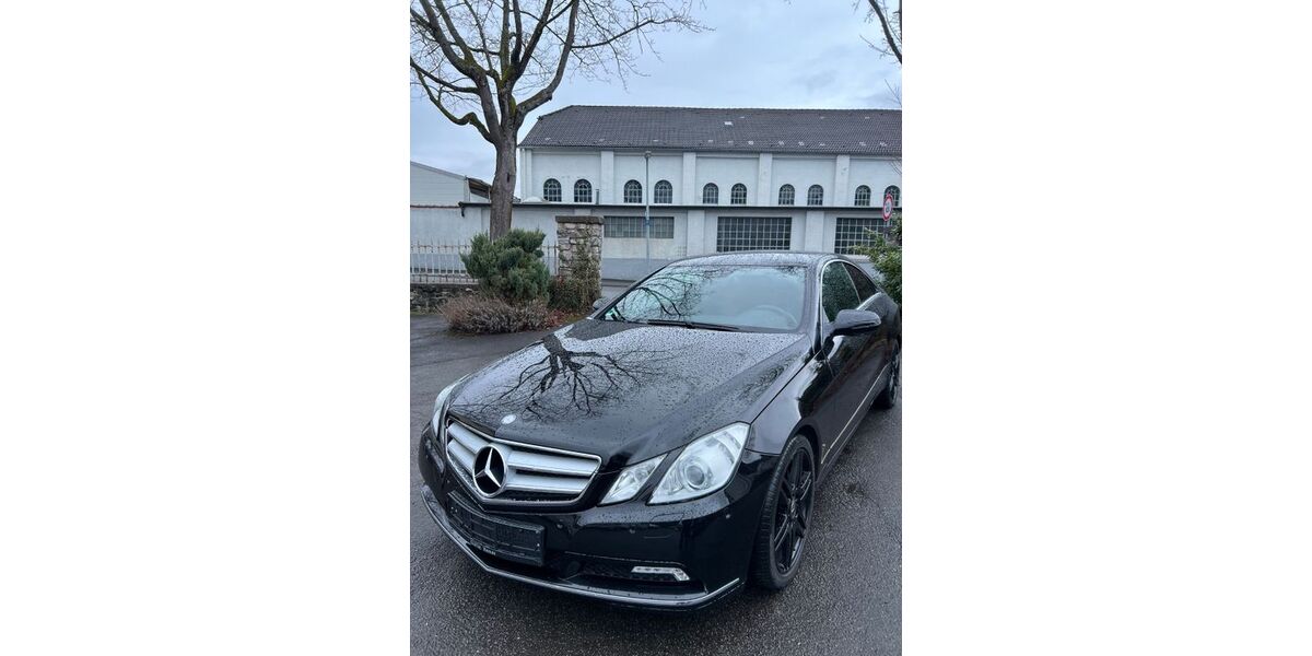 Mercedes-Benz E 350 130.000 km 12.870 &euro; Hemer 58675