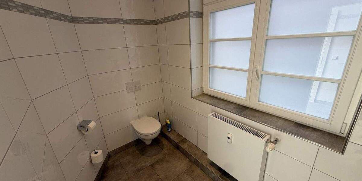 Gewerbeobjekt Hagen Hochschulviertel - 7 Zimmer, 243 m&sup2;, 2.900&euro; | Angebot:25675679