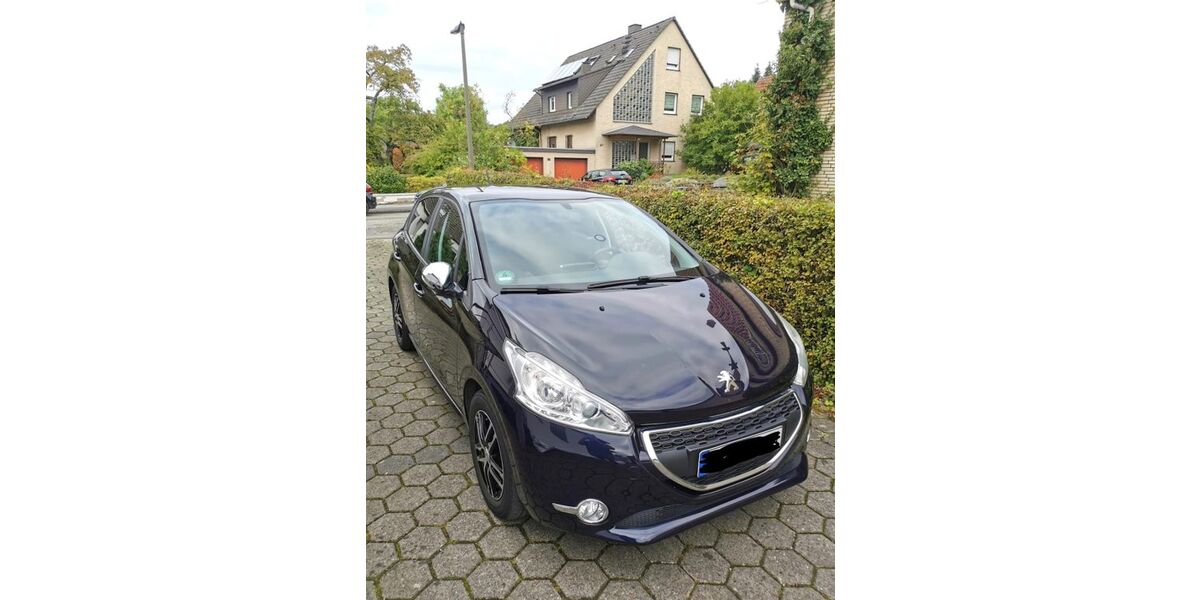 Peugeot 208 60.000 km 6.600 &euro; Dortmund 44287