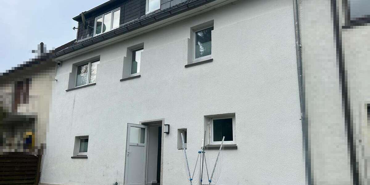 Einfamilienhaus Finnentrop - 8 Zimmer, 230 m&sup2;, 259.000&euro; | Angebot:25988494