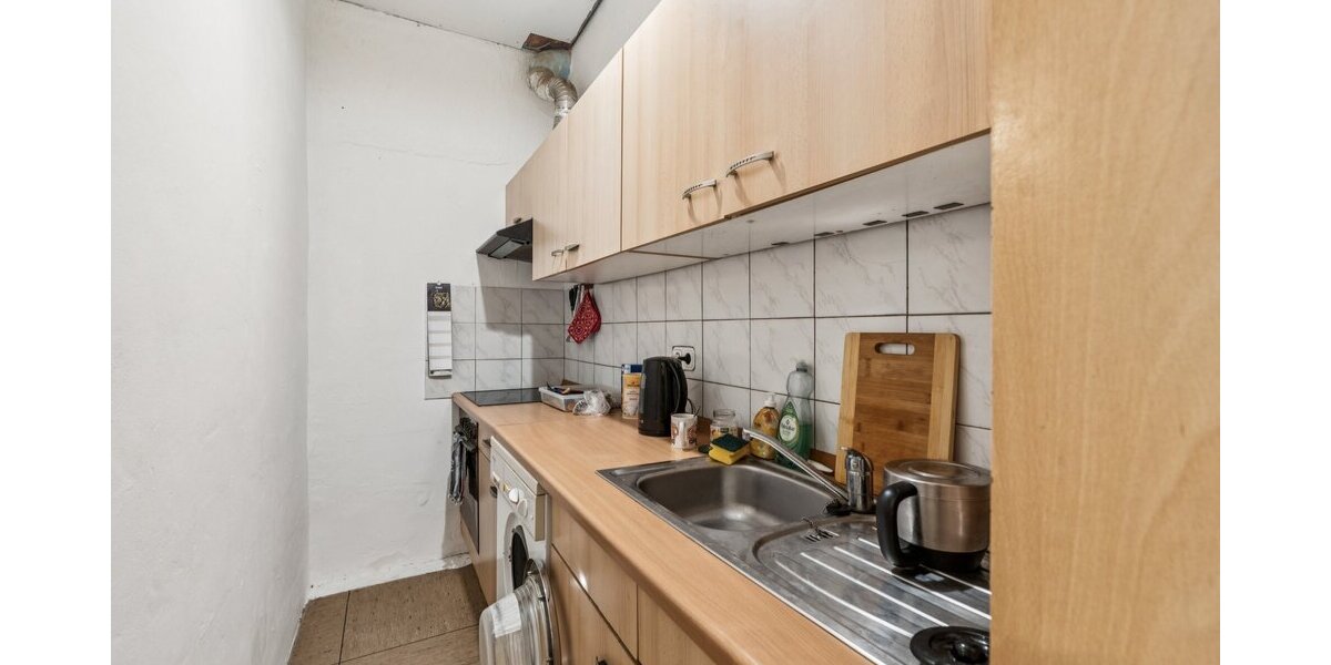 Mehrfamilienhaus mit fünf Wohneinheiten & Imbiss in Arnsberg–Gierskampen - Mehrfamilienhaus, Wohnhaus Arnsberg Obereimer | Angebot:25232860