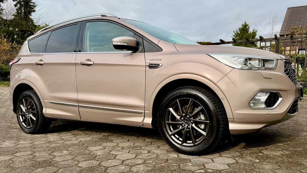 Ford Kuga 79.000 km 16.950 &euro; Unna 59425