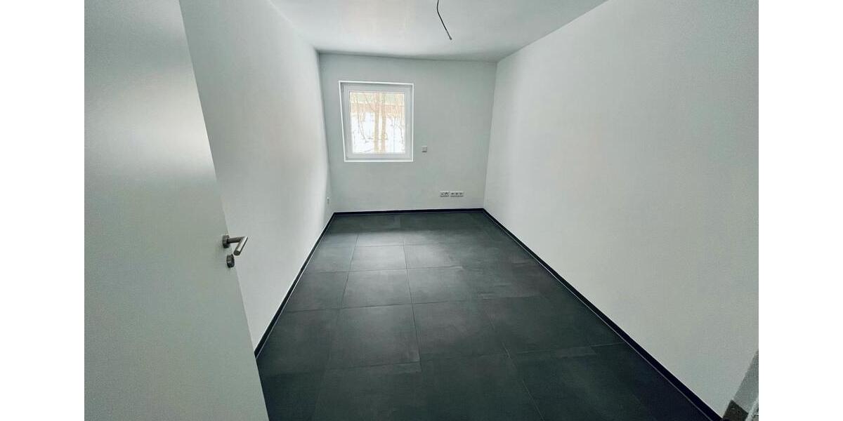 Etagenwohnung Lüdenscheid Othlinghausen - 3 Zimmer, 76 m&sup2;, 230.000&euro; | Angebot:26066335