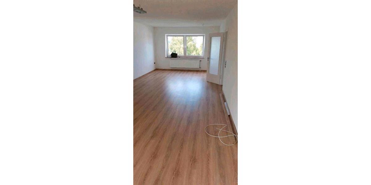 Etagenwohnung Iserlohn Sümmern - 3 Zimmer, 73 m&sup2;, 680&euro; | Angebot:26115494