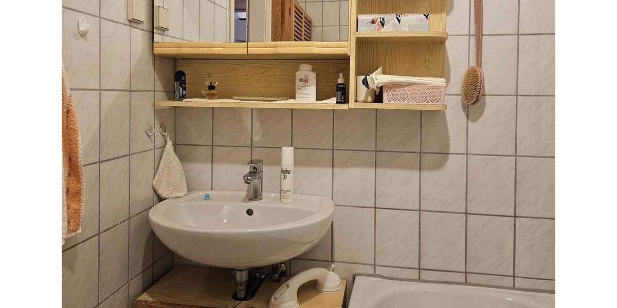 Etagenwohnung Hagen - 2 Zimmer, 63 m&sup2;, 440&euro; | Angebot:24690091