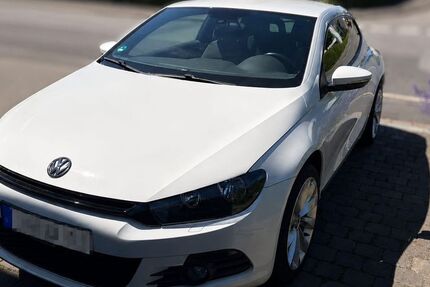 VW Scirocco 170.602 km 5.890 &euro; Holzwickede 59439