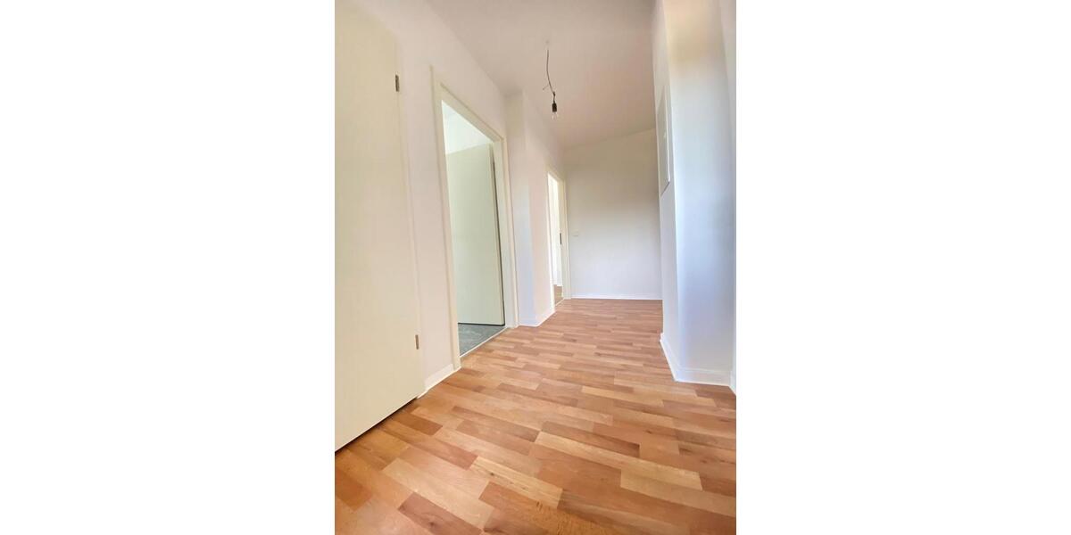 Etagenwohnung Iserlohn - 2 Zimmer, 77 m&sup2;, 520&euro; | Angebot:24695893
