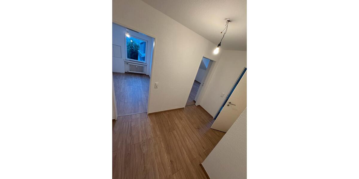 Dachgeschoßwohnung Hagen Hagen-Mitte - 2 Zimmer, 64 m&sup2;, 770&euro; | Angebot:25180618
