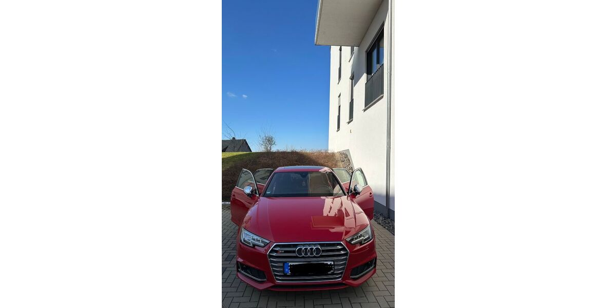Audi S4 33.000 km 34.900 &euro; Arnsberg 59755