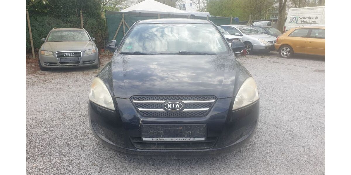 Kia Andere 293.923 km 1.090 &euro; Dortmund 44328