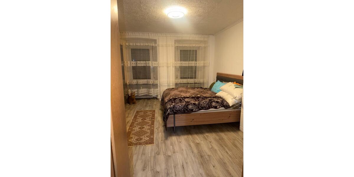 Einfamilienhaus Kierspe - 10 Zimmer, 270 m&sup2;, 299.999&euro; | Angebot:25178473