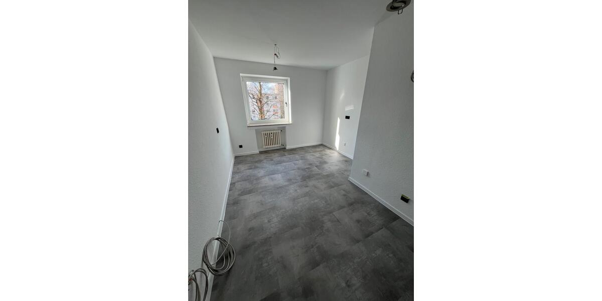 Etagenwohnung Dortmund Scharnhorst - 3.5 Zimmer, 77 m&sup2;, 1.150&euro; | Angebot:25978553
