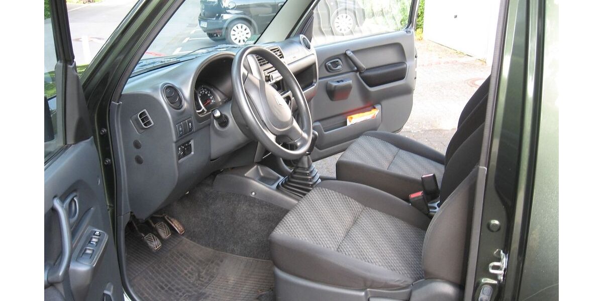 Suzuki Jimny 74.520 km 16.000 &euro; Lüdenscheid 58509