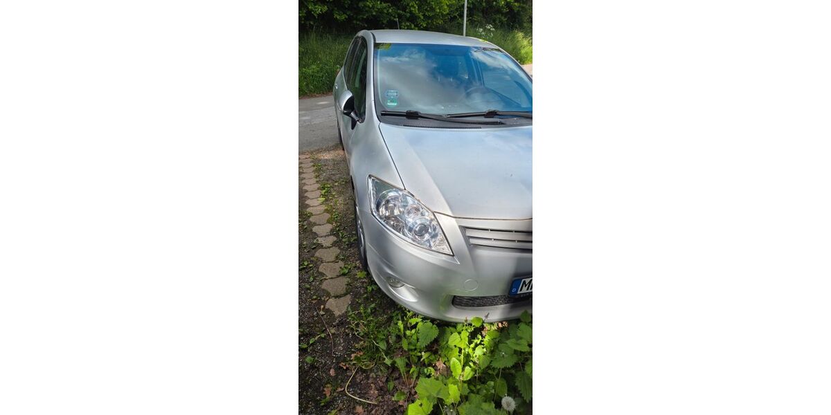 Toyota Auris 56.500 km 8.450 &euro; Plettenberg 58840