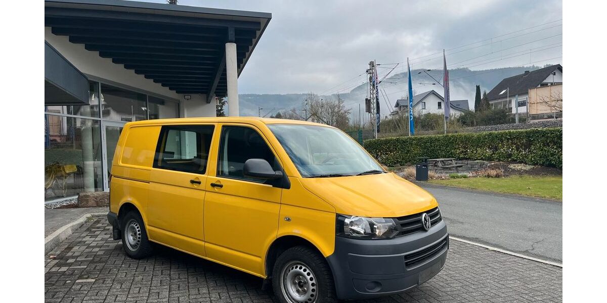 VW T5 Transporter 168.000 km 7.500 &euro; Finnentrop 57413