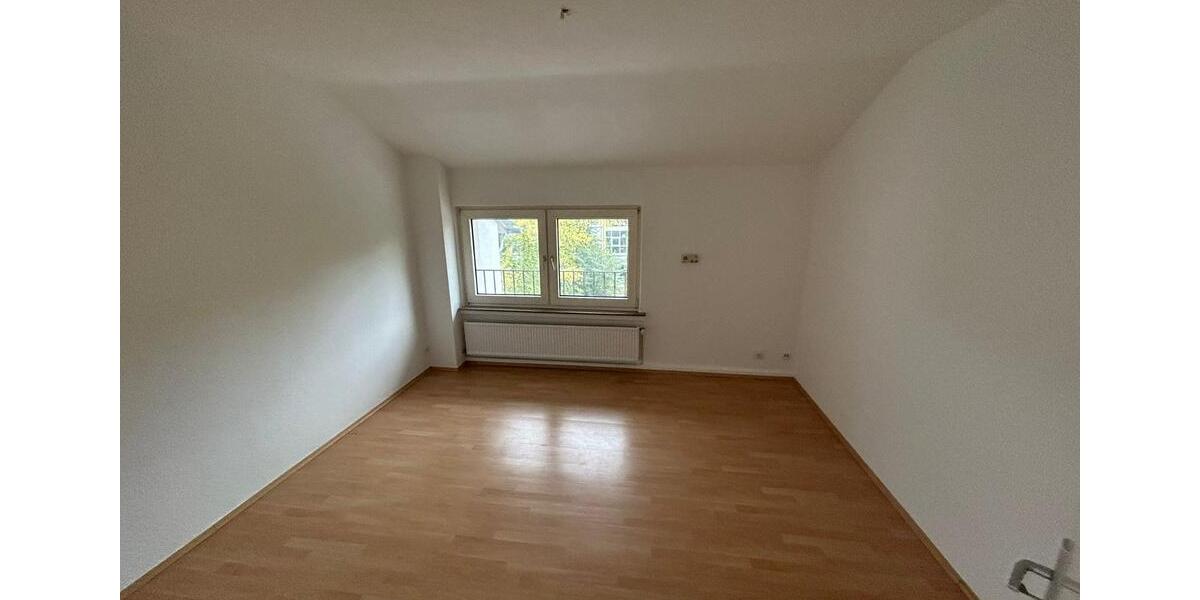 Dachgeschoßwohnung Menden (Sauerland) - 3 Zimmer, 59 m&sup2;, 440&euro; | Angebot:24878445