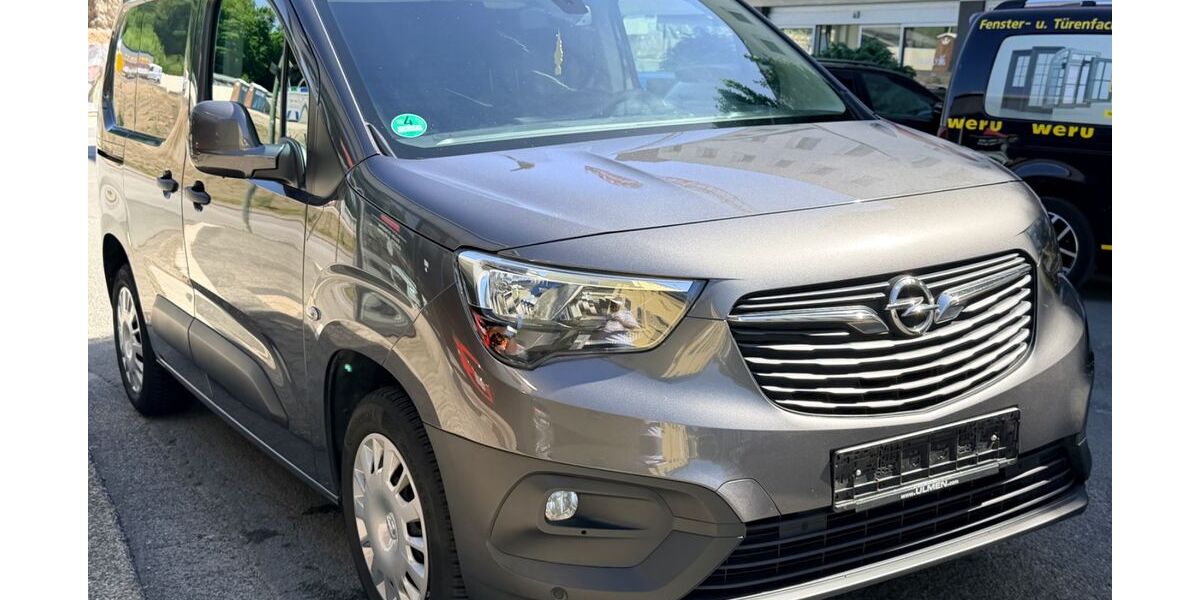 Opel Combo 135.623 km 8.370 &euro; Lüdenscheid 58507