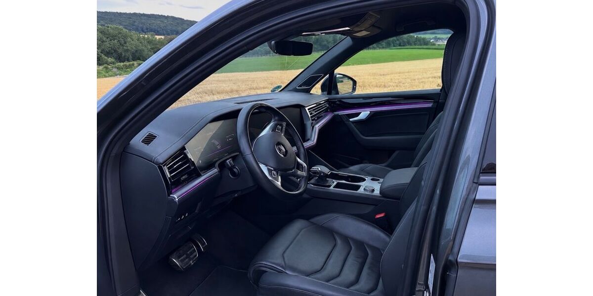 VW Touareg 137.050 km 35.500 &euro; Balve 58802