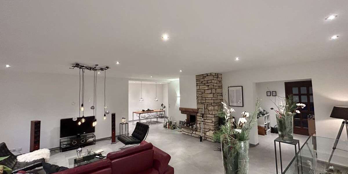 Etagenwohnung Lüdenscheid / Oeneking Oeneking - 3.5 Zimmer, 130 m&sup2;, 1.450&euro; | Angebot:20199353