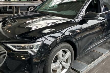 Audi e-tron 52.415 km 33.940 &euro; Hagen 58091