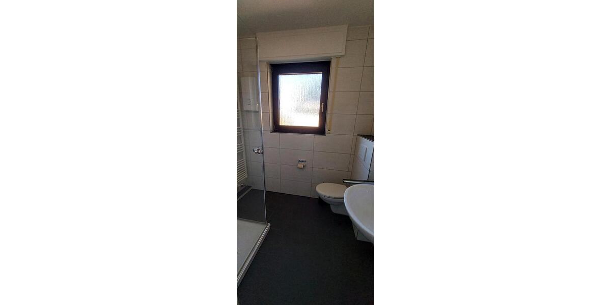 Etagenwohnung Iserlohn - 3 Zimmer, 65 m&sup2;, 600&euro; | Angebot:25884085