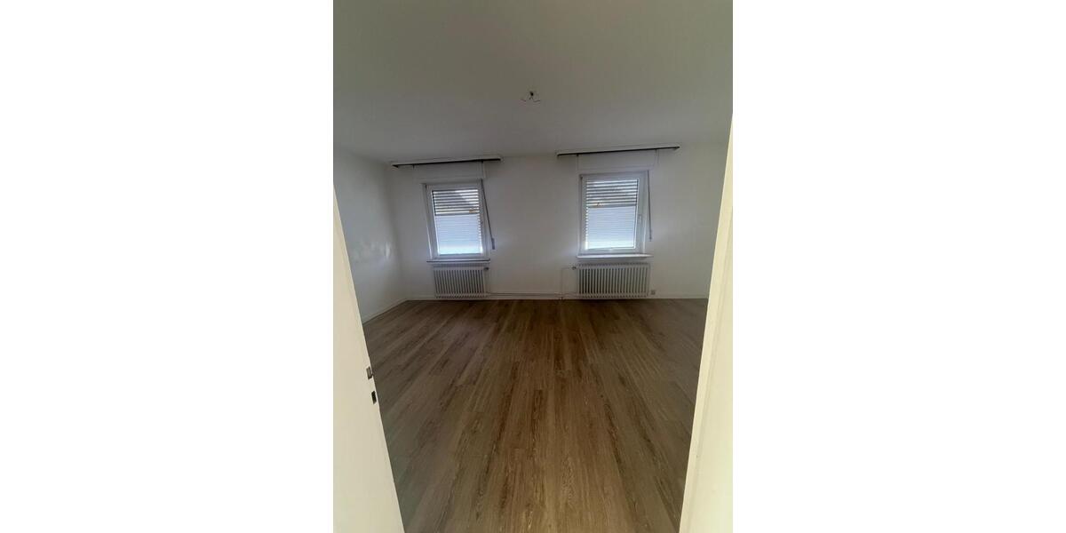 Reihenhaus Menden (Sauerland) Bösperde - 6 Zimmer, 130 m&sup2;, 1.590&euro; | Angebot:26391188
