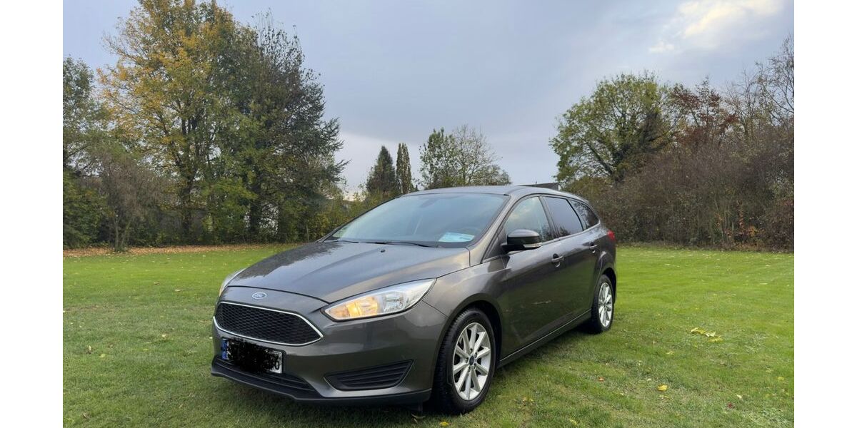 Ford Focus 174.000 km 6.490 &euro; Ense 59469
