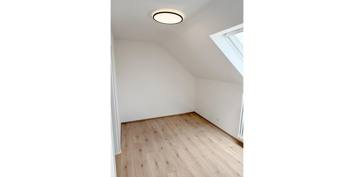 Dachgeschoßwohnung Wickede (Ruhr) - 3 Zimmer, 55 m&sup2;, 695&euro; | Angebot:26534182