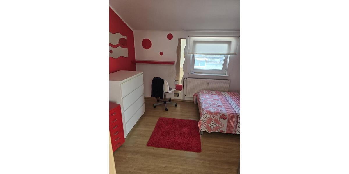 Etagenwohnung Lüdenscheid Brügge - 4 Zimmer, 110 m&sup2;, 650&euro; | Angebot:25933025