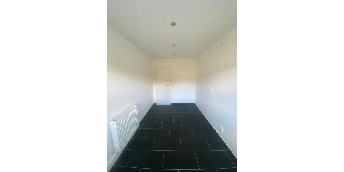 Dachgeschoßwohnung Arnsberg Holzen - 3 Zimmer, 85 m&sup2;, 807&euro; | Angebot:25882195
