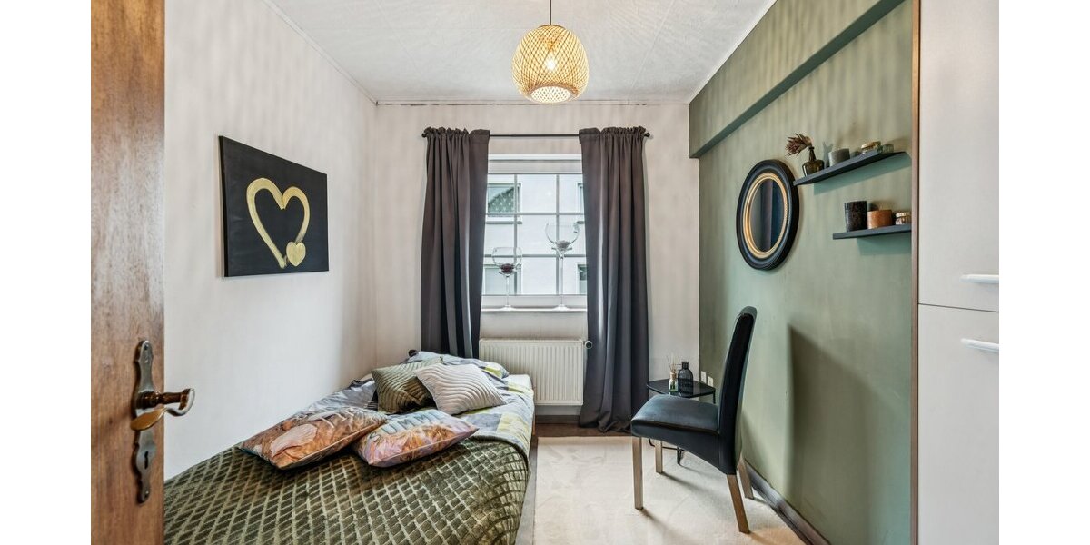 Mehrfamilienhaus mit fünf Wohneinheiten & Imbiss in Arnsberg–Gierskampen - Mehrfamilienhaus, Wohnhaus Arnsberg Obereimer | Angebot:25232860