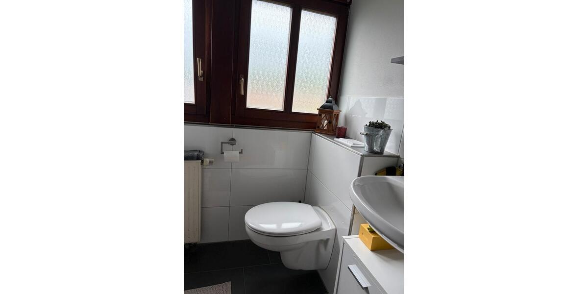Dachgeschoßwohnung Sundern (Sauerland) - 3 Zimmer, 61 m&sup2;, 420&euro; | Angebot:26612545